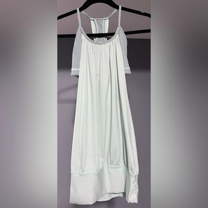 Lululemon No Limits Tank - Size 4